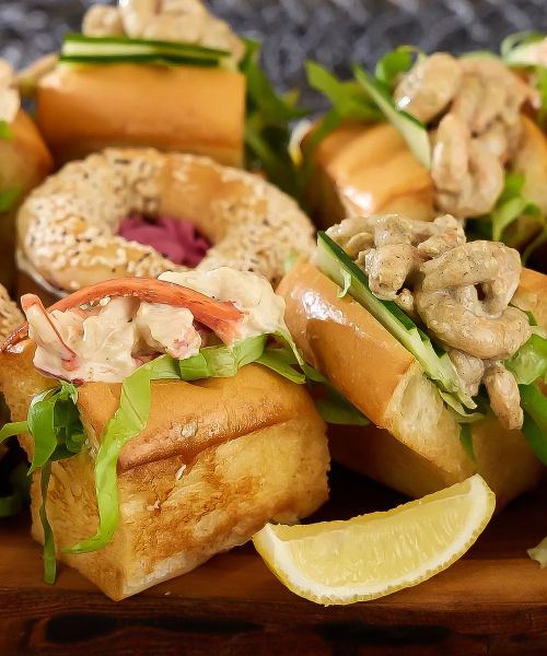 Carousel Image_0014_04_09_24_Tide_and_Vine_12200