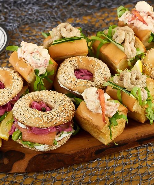 Carousel Image_0015_04_09_24_Tide_and_Vine_12170